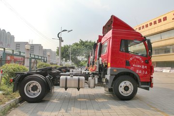 青岛解放龙v中卡160马力4x2牵引车ca4085pk2e4a80