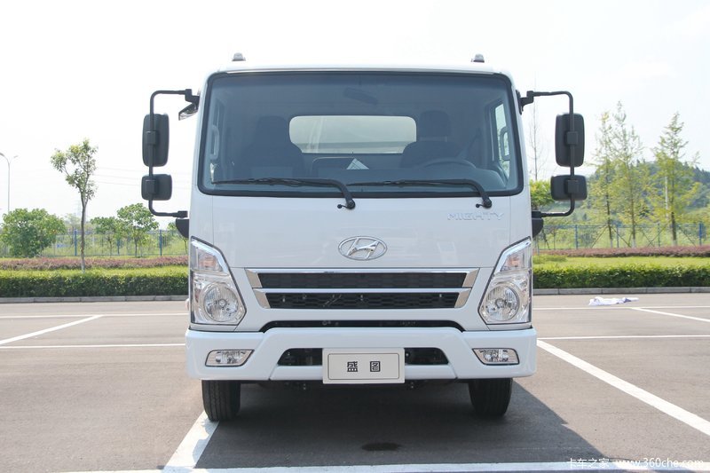 【图】四川现代 盛图 129马力 4x2 扫路车_实拍图片