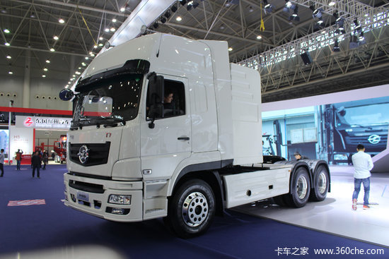 东风华神 t7重卡 375马力 6x4 lng牵引车(eq4250gln2)