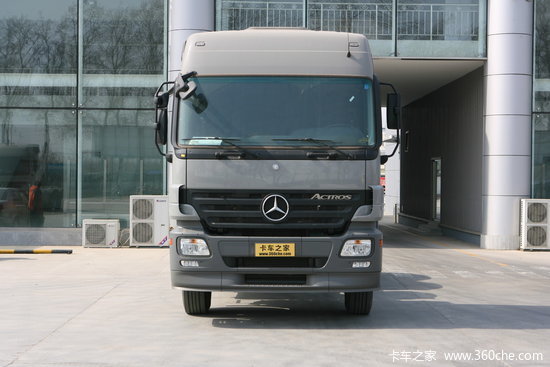 奔驰actros重卡460马力6x4牵引车型号2646ls图片