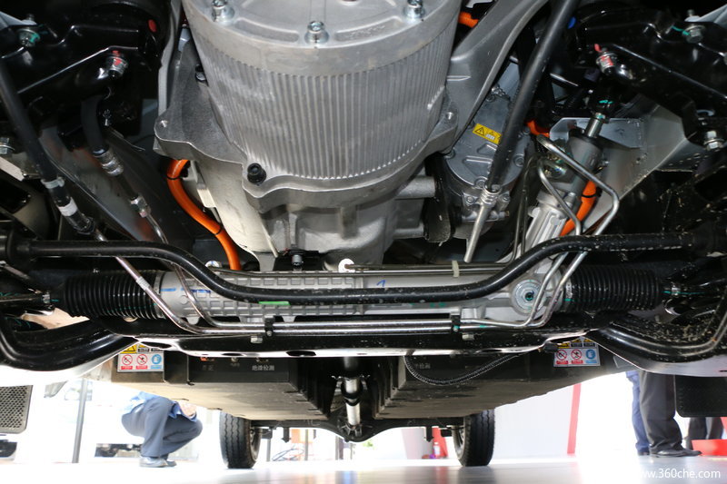 【图】江铃汽车 特顺bev 3.5t 82马力 长轴中顶 纯车