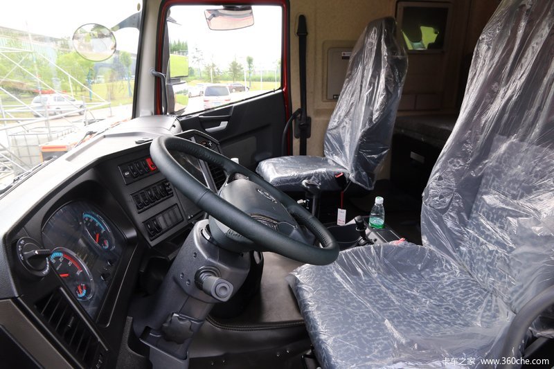 三一集团 三一重卡 三一集团 英雄版 500马力 6x4牵引车(hqc4250t)