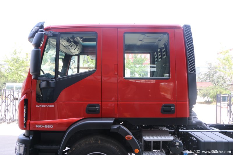 【图】依维柯 eurocargo系列重卡 299马力 4x2 双排载货车底盘(ml180