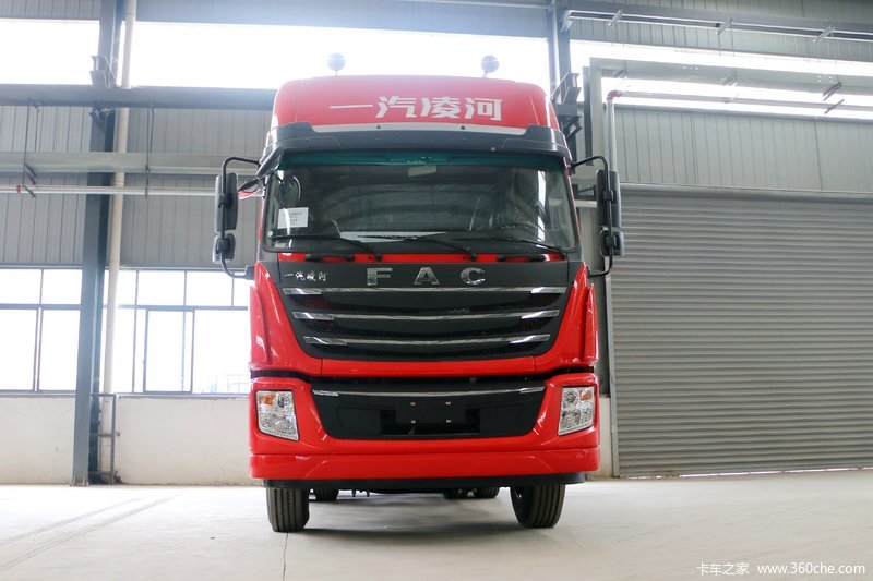 【图】一汽凌河 f200重卡 430马力 6x4 牵引车(cal4250c4gf4e5)_实拍