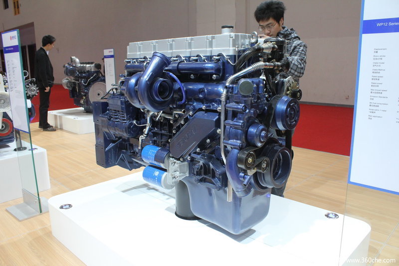 潍柴 蓝擎wp12系列 潍柴wp12.270 270马力 12l 国四 柴油发动机 外观