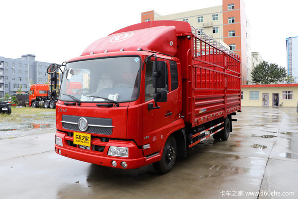 天锦中卡 210马力 4x2 8米厢式载货车 车型名称 东风商用车 天锦中卡