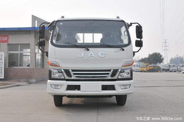 18米单排栏板轻卡 驱动形式 4x2 发动机 云内动力d25tcie2 最大马力