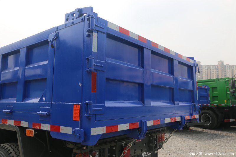 【图】重汽王牌 腾狮 140马力 4x2 3.94米自卸车(cdw)