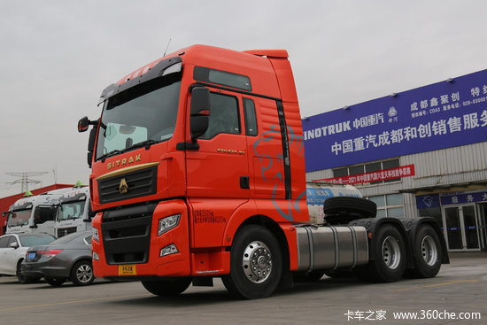 中国重汽汕德卡sitrakc7h重卡570马力6x4amt自动挡牵引车国六zz4256