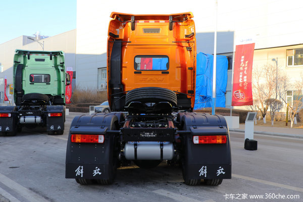 一汽解放新j6v460马力6x4牵引车国六