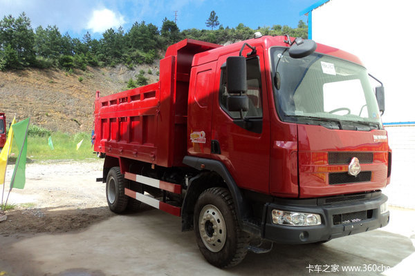 东风柳汽 乘龙中卡 220马力 4X2 5.3米自卸车(LZ3121PAL)