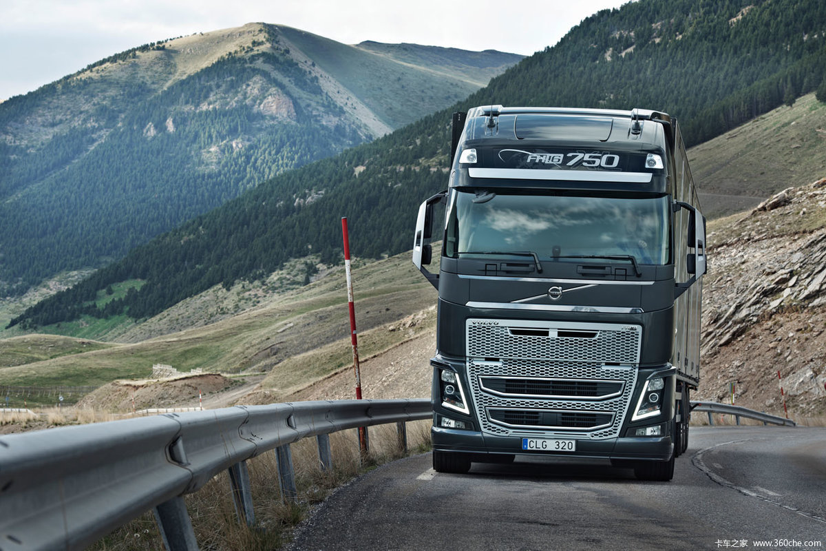 【图】沃尔沃 新fh16重卡 700马力 4x2 牵引车_实拍图片_104101_卡车