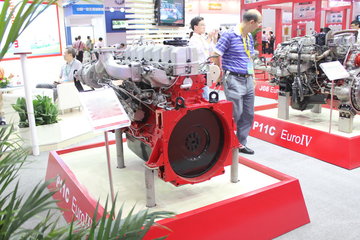 上海日野P11C-UR 380马力 11L 国三 柴油发动机