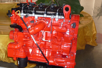 福田康明斯ISF2.8s5148T 148马力 2.8L 国五 柴油发动机