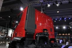 依维柯 New Trakker系列重卡 500马力 8X4自卸车