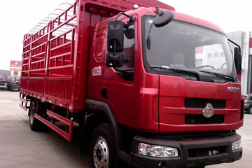 东风柳汽 乘龙中卡 160马力 4X2 6.8米排半仓栅式载货车(LZ5165CSRAP)