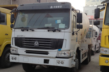 中国重汽 HOWO 336马力 6X4 混凝土搅拌车(青专牌)(QDZ5258GJBA)