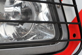 奔驰Actros 牵引车外观                                                图片