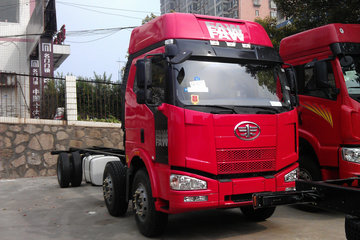 解放 J6M重卡 240马力 6X2 栏板载货车(CA1250P63K1L6T3E) 
