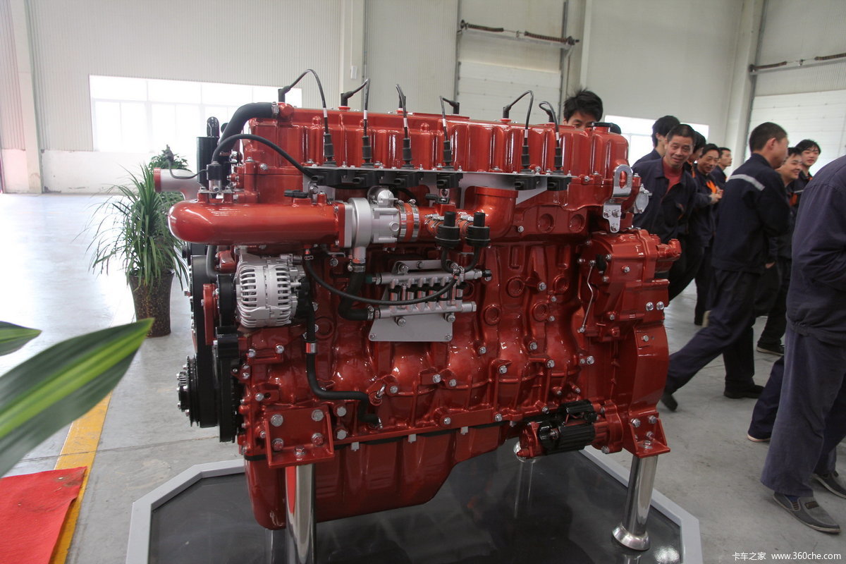 联合动力YC6K13N400-50 400马力 13L 国五 天然气发动机