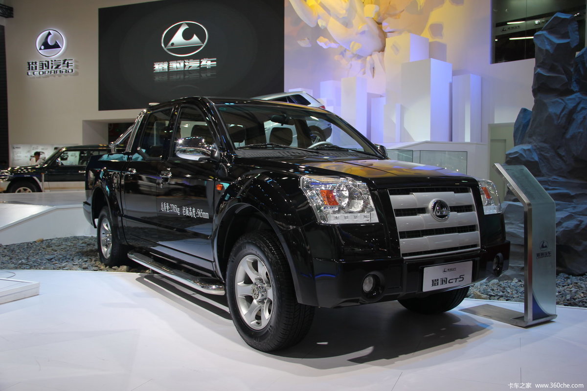 长丰汽车 猎豹ct5 长丰 猎豹ct5 2.4l汽油 四驱 双排皮卡 外观