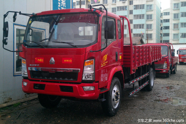 中国重汽HOWO 悍将 140马力 4X2 载货车(ZZ1127G4215C1)