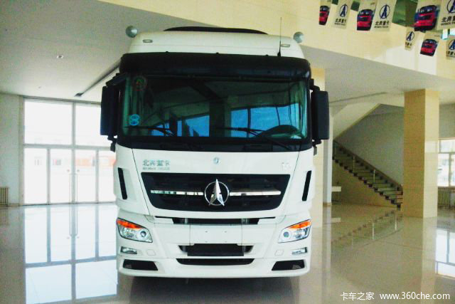 北奔重卡 V3重卡 精英版 430马力 6X4 LNG牵引车(国六)