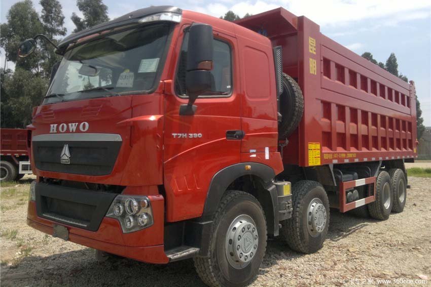 中国重汽 HOWO-T7H重卡 390马力 8X4 7.3米自卸车