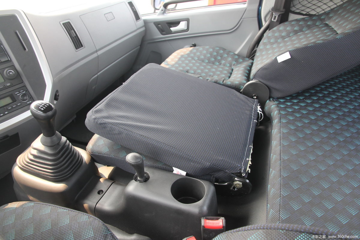 75米排半栏板载货车(ca1168pk2l2e4a80)_实拍图片_128432_卡车之家