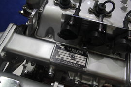 YC6LN系列 发动机外观                                                图片