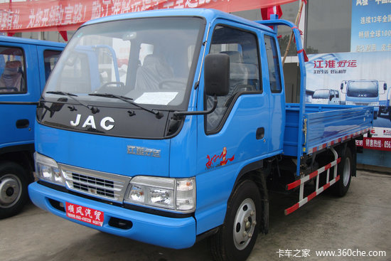 江淮好运33 116马力 3.8米排半栏板轻卡