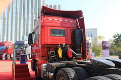 福田 欧曼GTL 6系重卡 420马力 6X4 牵引车(BJ4259SNFKB-2)