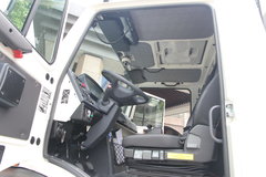 奔驰 Unimog系列 220马力 4X4越野救护车(型号U4000)