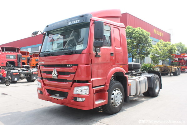 中国重汽 HOWO重卡 340马力 4X2牵引车(ZZ4187N3617D1B)