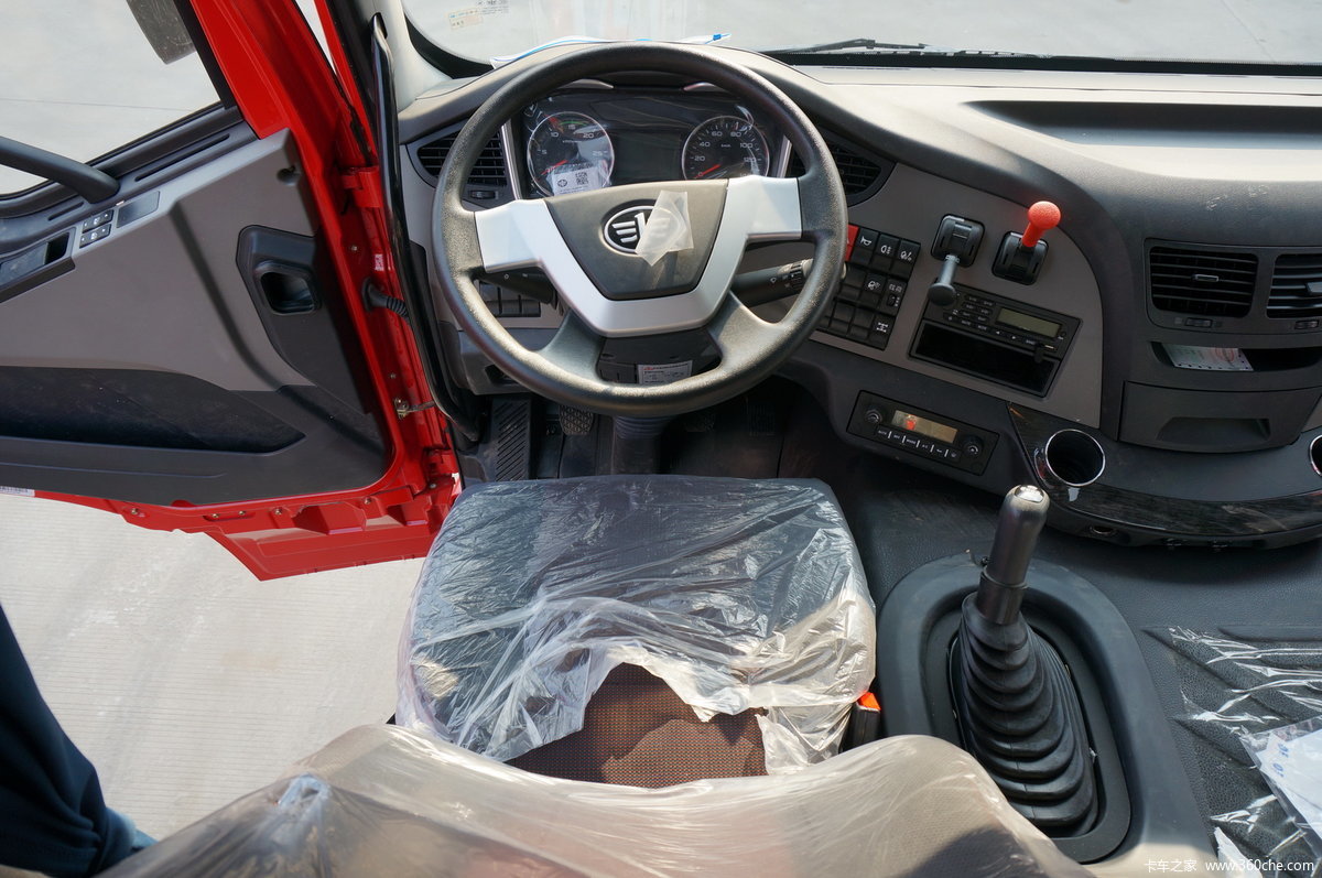 j6p重卡 2013款 350马力 6x4半挂牵引车(ca4250p66k2t1a1he4) 驾驶室