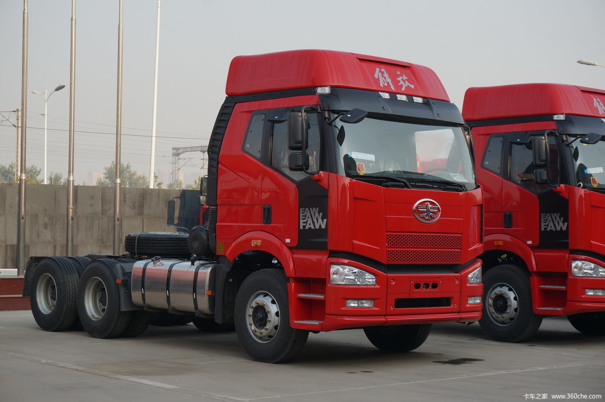 【图】一汽解放 J6P重卡 2013款 350马力 6X4半挂牵引车(CA4250P66K2T1A1HE4)_实拍图片_134819_卡车之家