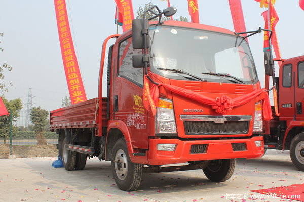 中国重汽HOWO 悍将 标载版 156马力 4.165米单排栏板轻卡(ZZ1047F341CE145)
