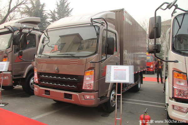 中国重汽HOWO 统帅 141马力 4.2米单排厢式轻卡(ZZ5047XXYF341BD145)