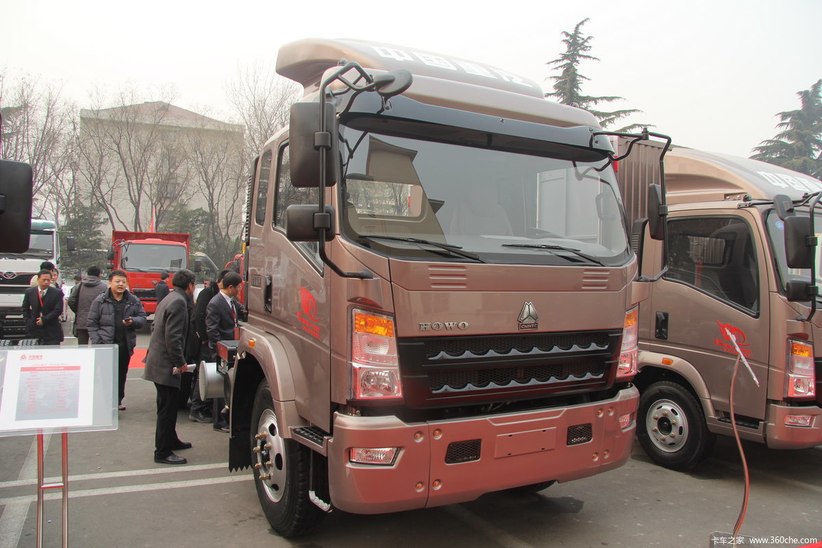 中国重汽HOWO 统帅 160马力 5.2米栏板载货车