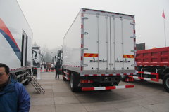中国重汽 汕德卡SITRAK C5H中卡 180马力 4X2 6.1米厢式载货车(ZZ5126XYZH451GD1)