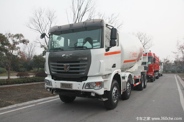 联合卡车U350 350马力 8X4 7.1方混凝土搅拌车(蓬翔457)(QCC5312GJBD656-1)