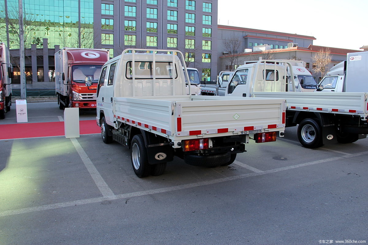 7米双排栏板微卡(bj1032v4av5-e3)_实拍图片_149295_卡车之家