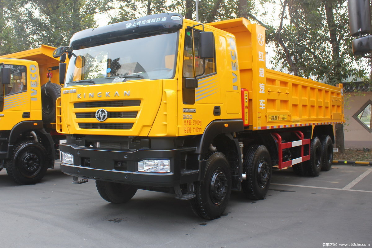 【图】红岩 新金刚重卡 300马力 8x4 7.