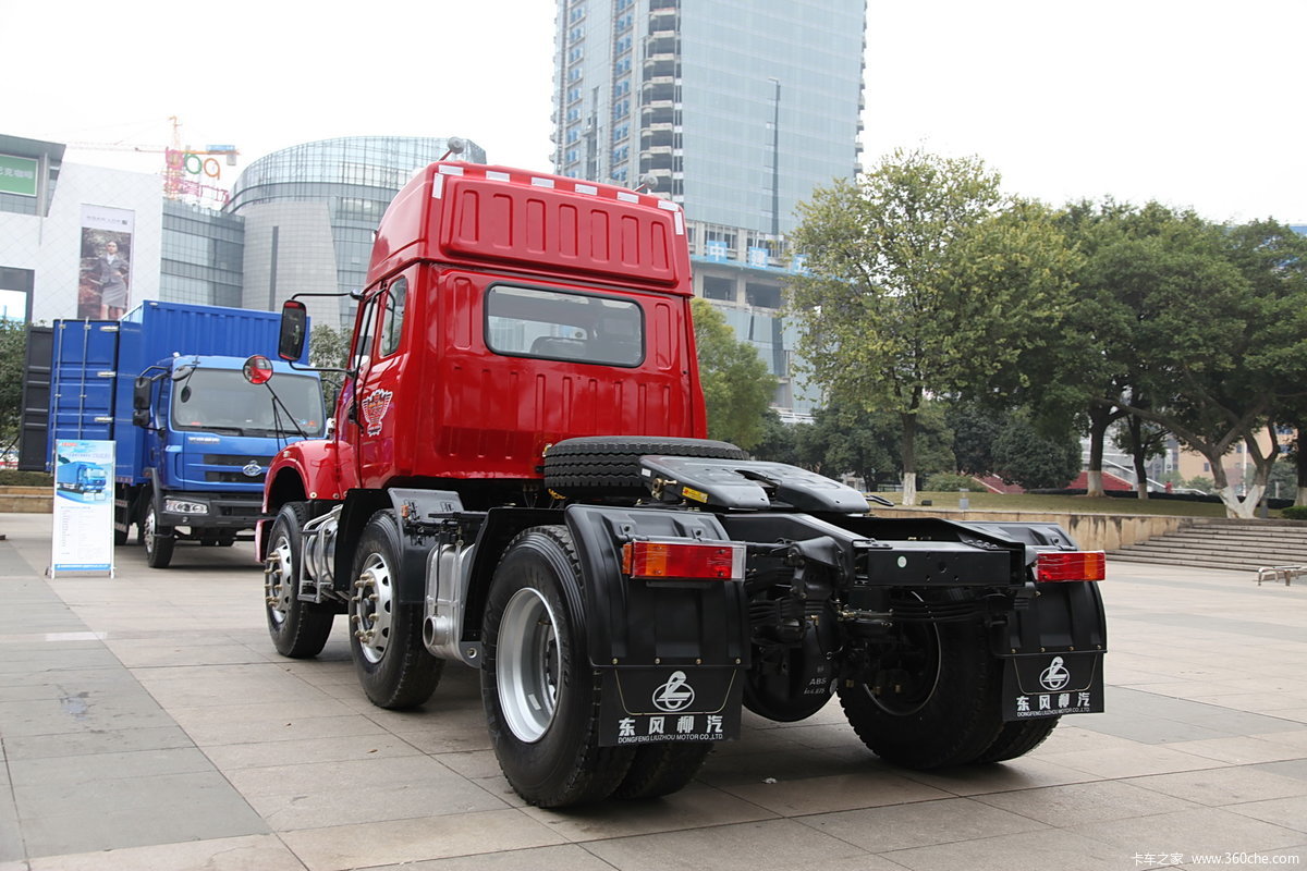 【图】东风柳汽 龙卡重卡 310马力 6x2长头牵引车(lz4230g2ca)_实拍