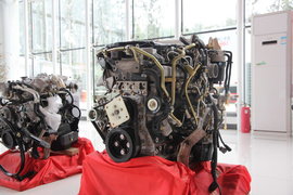 4H系列 发动机外观                                                图片