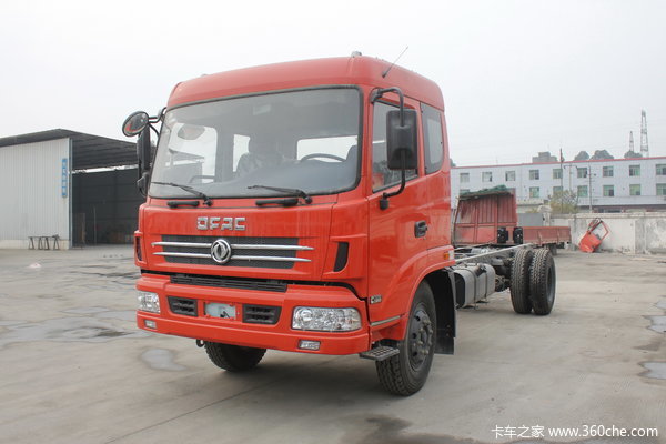 东风 多利卡XL中卡 160马力 4X2 6.7米载货车(DFA1160L15D7)