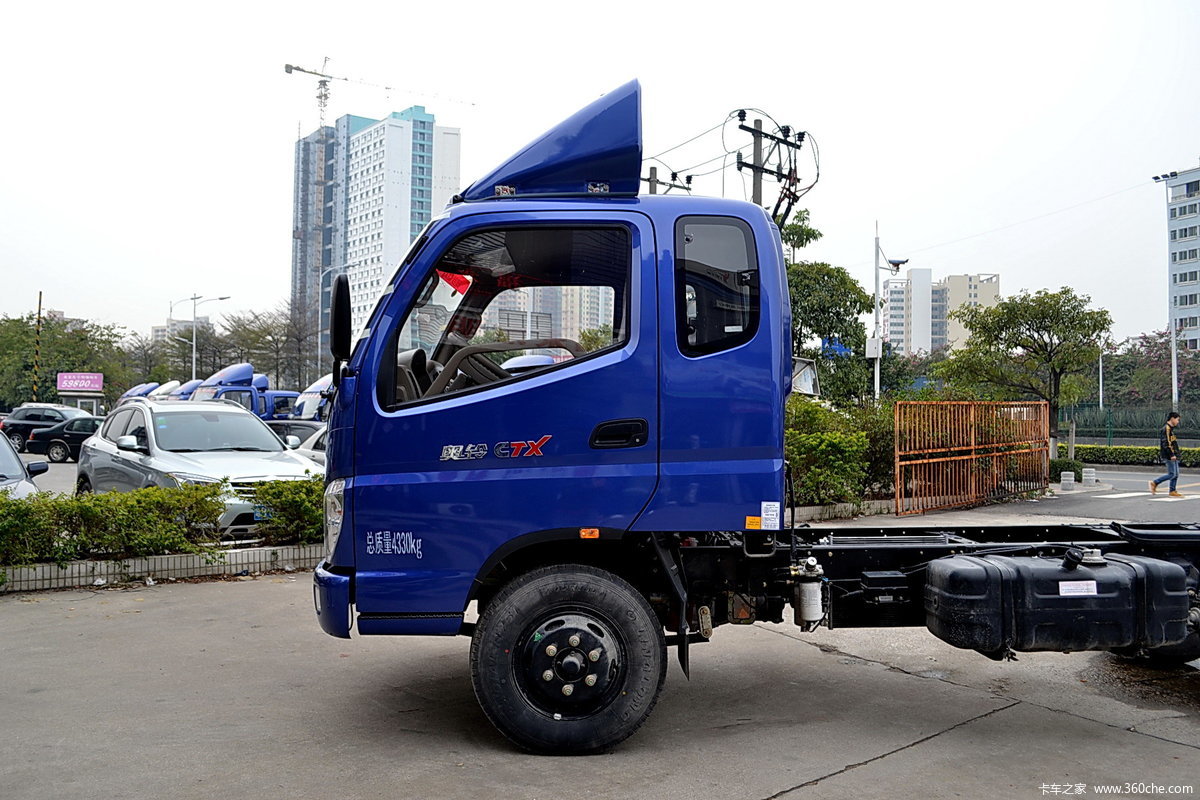 福田奥铃ctx 129马力 3360轴距排半轻卡底盘