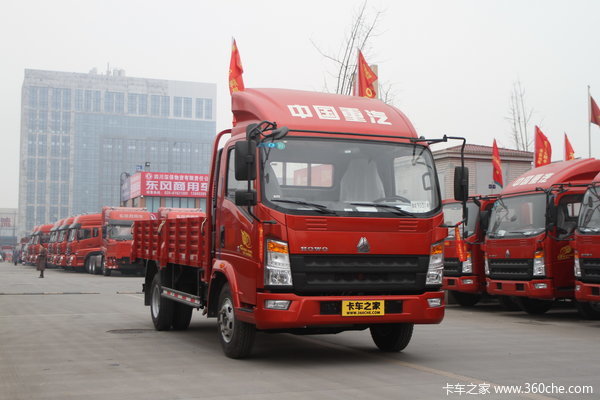 中国重汽HOWO 统帅 141马力 4.165米单排栏板轻卡(ZZ1047F341CE145)