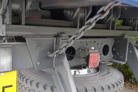乘龙M3 自卸车底盘                                                图片