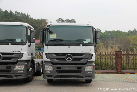 奔驰actros重卡410马力8x4牵引车型号4141报价